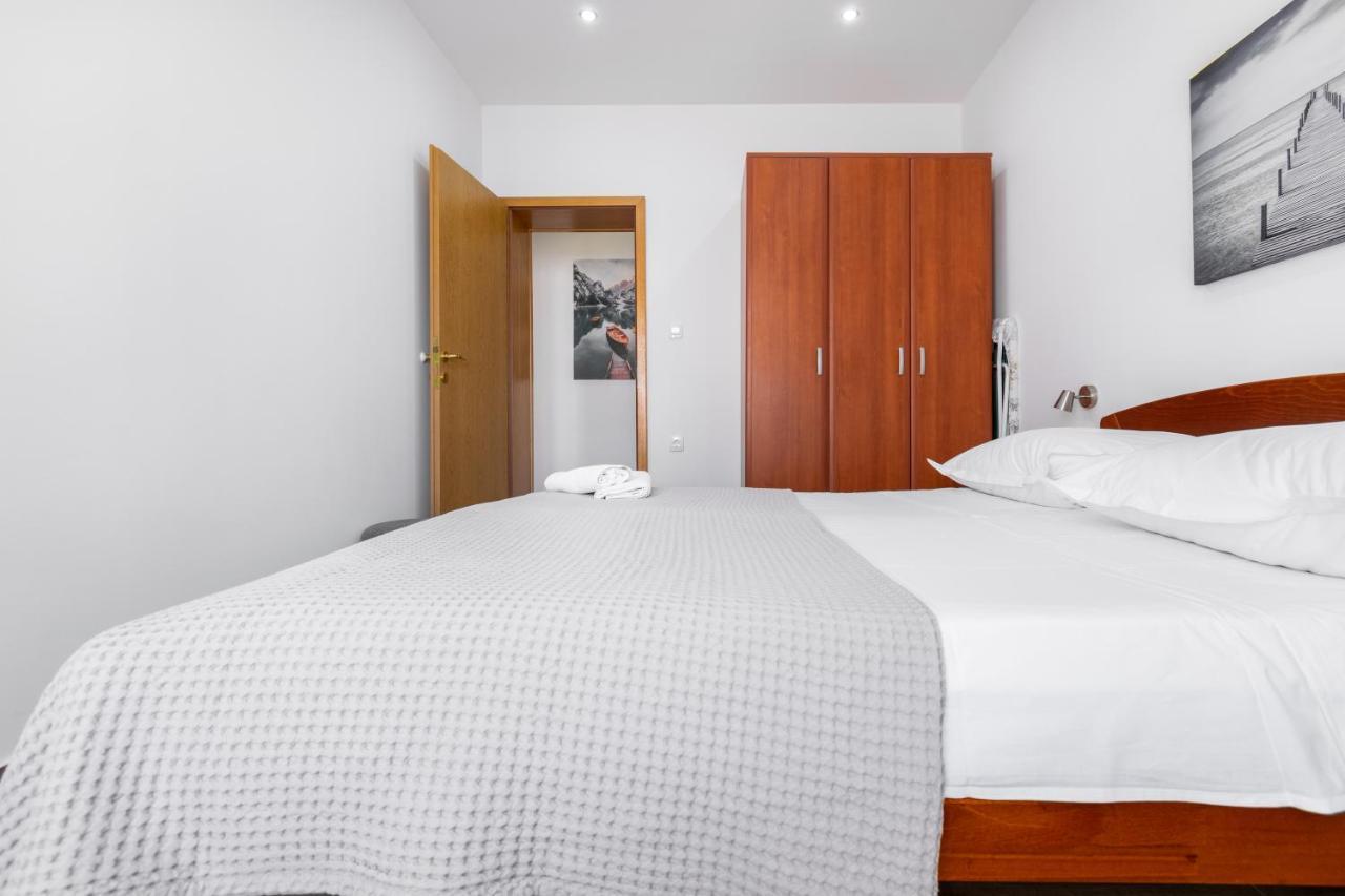 Apartmani Roko Baška Voda Exterior foto