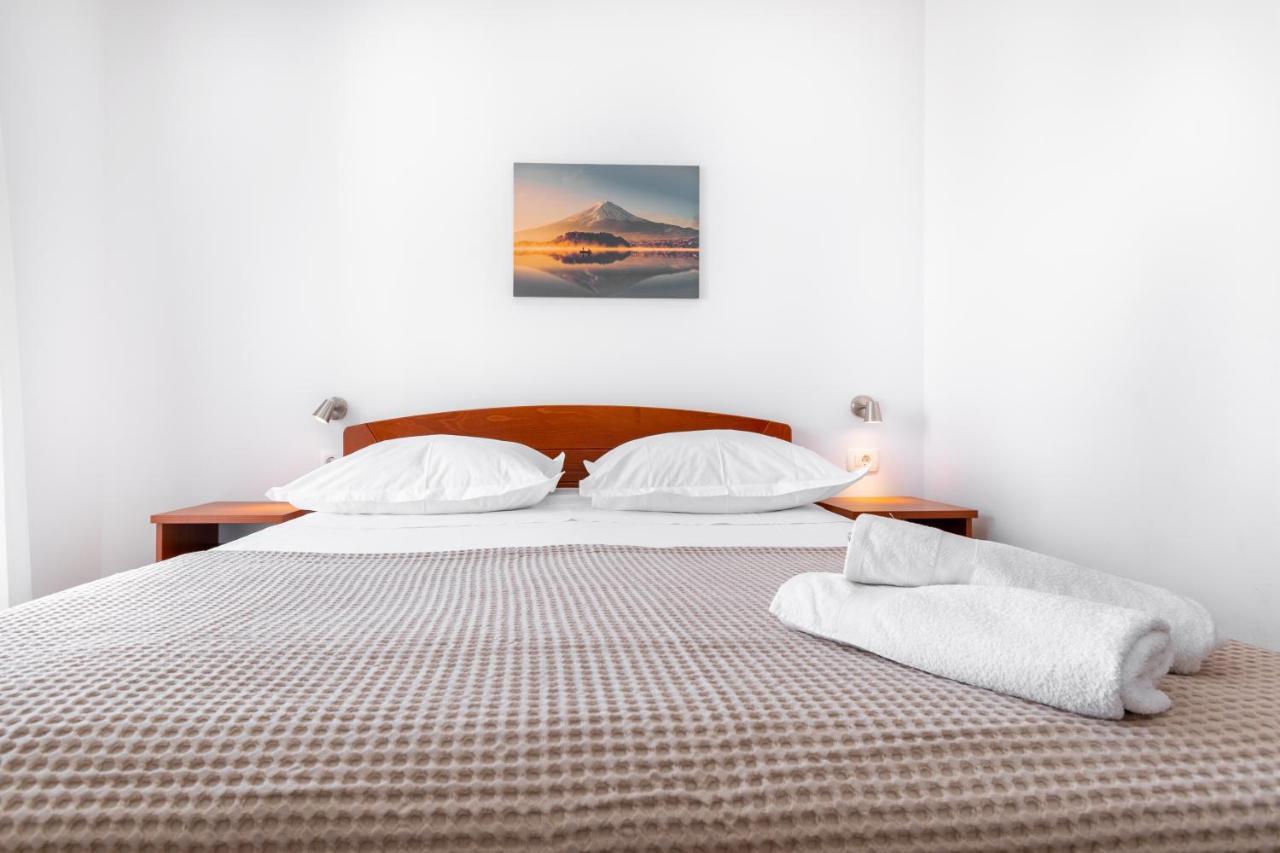 Apartmani Roko Baška Voda Exterior foto