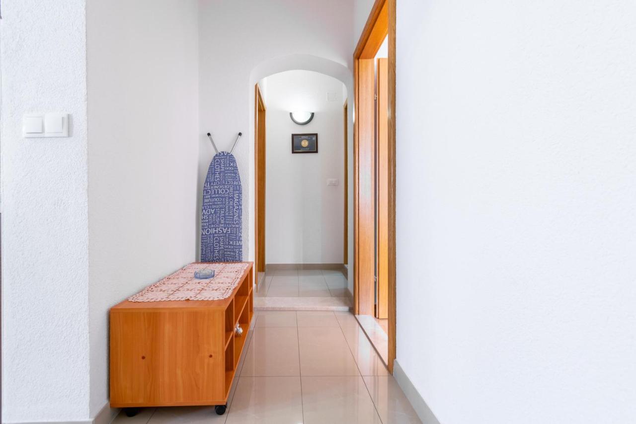Apartmani Roko Baška Voda Exterior foto