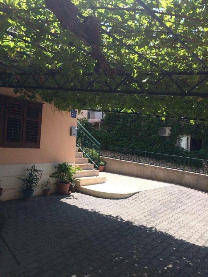 Apartmani Roko Baška Voda Exterior foto
